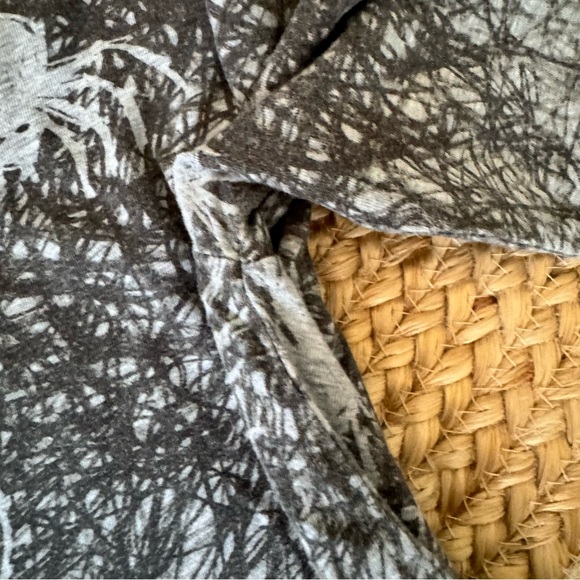 Paper Wings spider print long sleeve tee. Size 4. - Picture 3 of 6